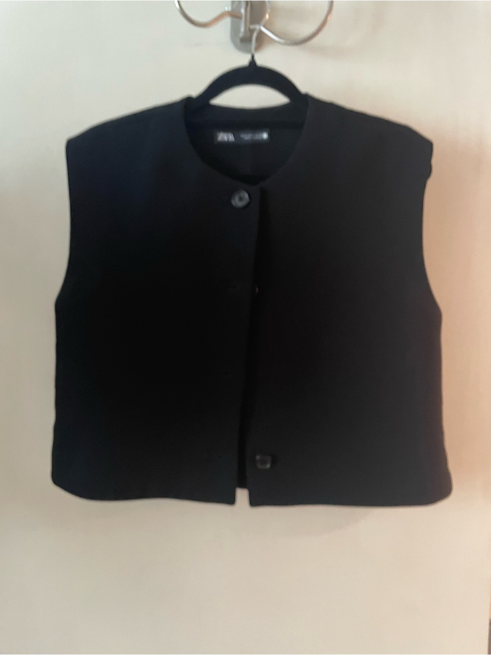 Zara Black Sleeveless Boxy Vest